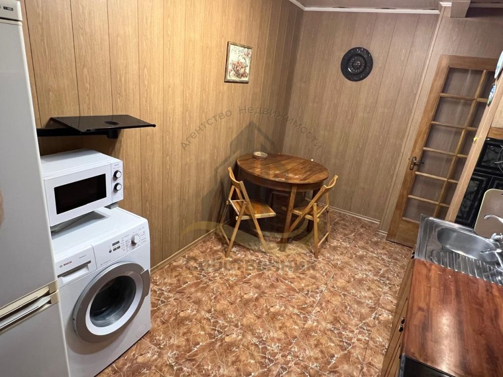 Аренда 3-комнатной квартиры, Губкин, Севастопольская ул,  99