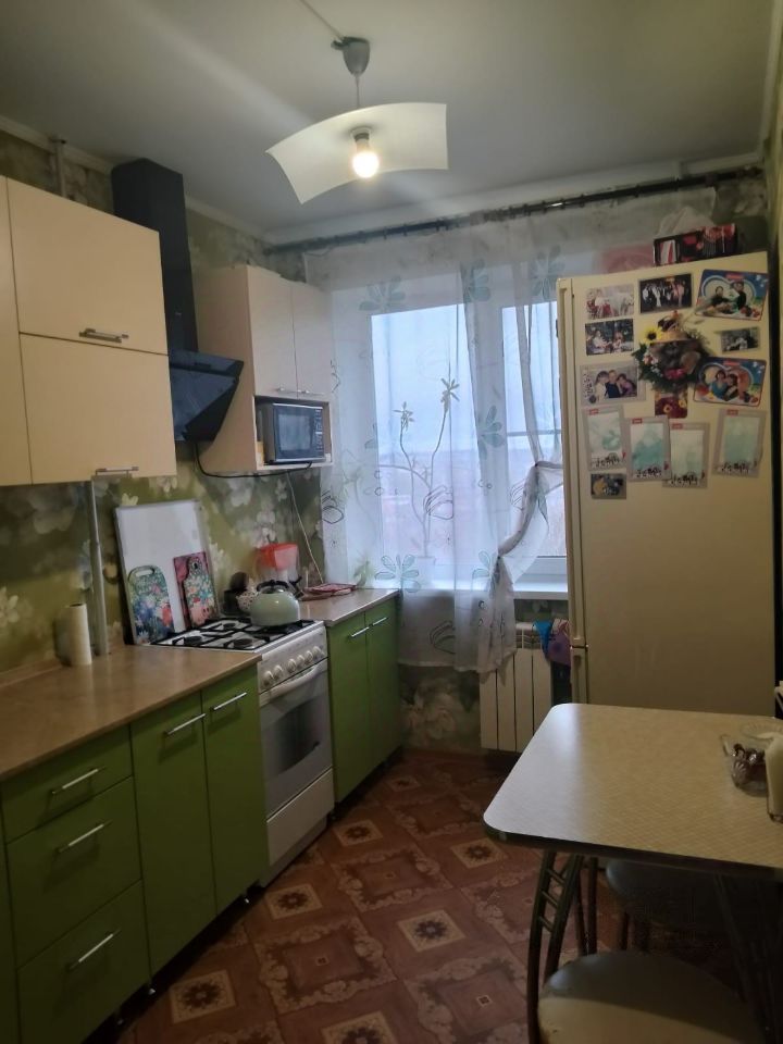 Продажа 2-комнатной квартиры, Саратов, Перспективная ул,  12А