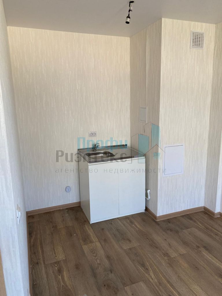 Продажа 2-комнатной квартиры, Новинки, 2-я Дорожная ул,  5