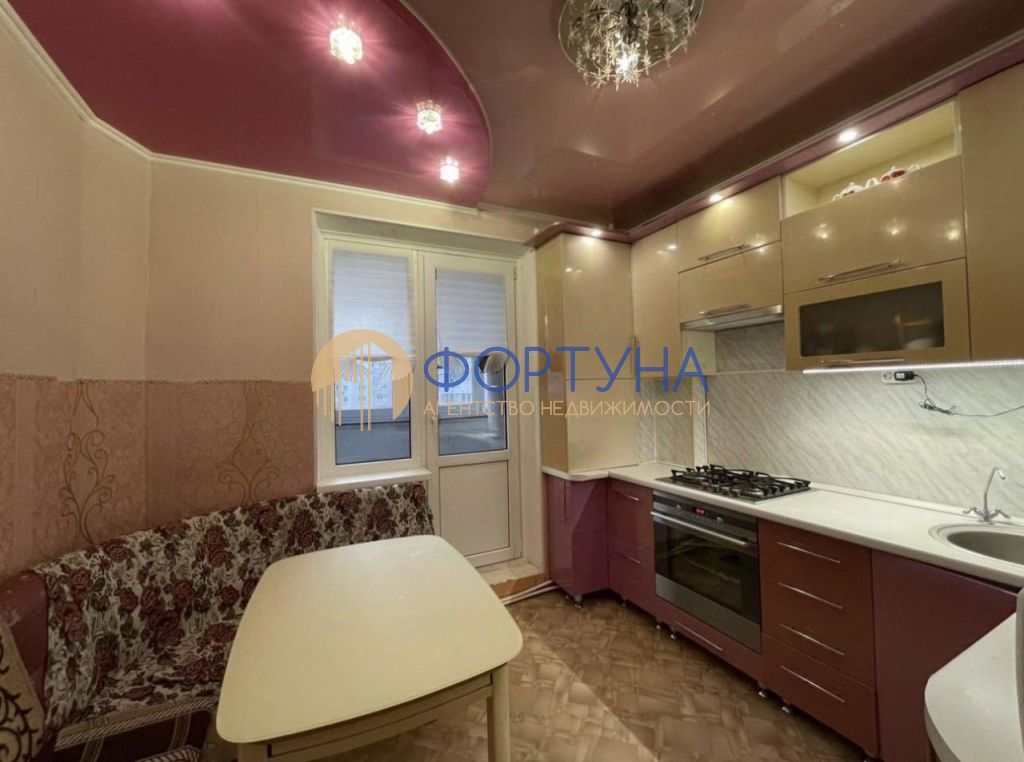 Продажа 2-комнатной квартиры, Белгород, Юности б-р,  39