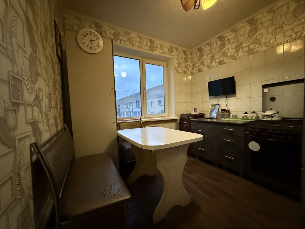 Продажа 3-комнатной квартиры, Саратов, Электронная 2-я ул,  10