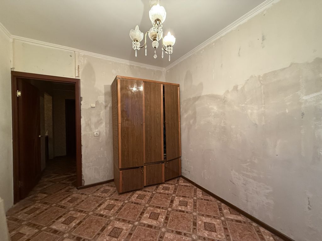 Продажа 3-комнатной квартиры, Саратов, Электронная 2-я ул,  10