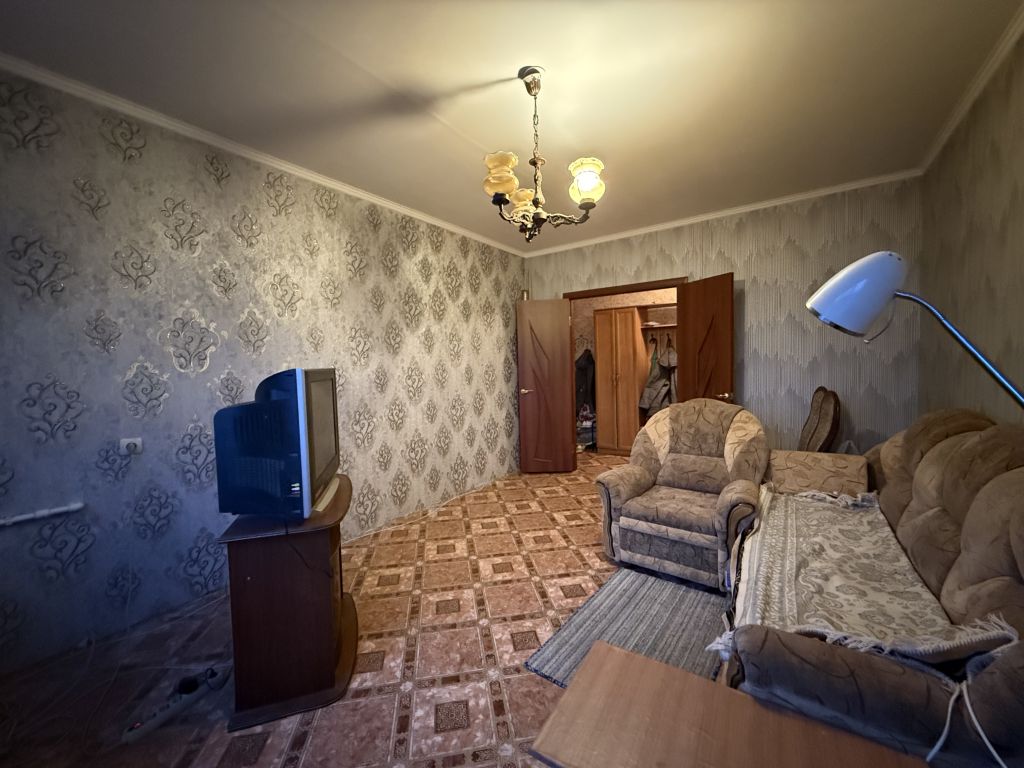 Продажа 3-комнатной квартиры, Саратов, Электронная 2-я ул,  10