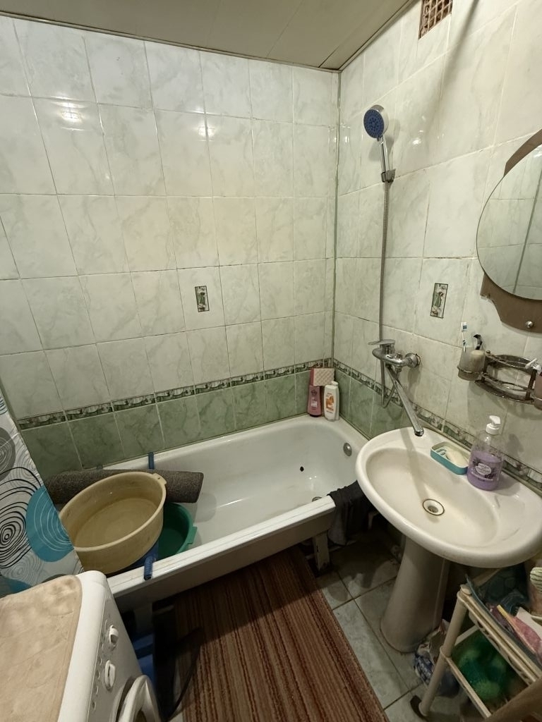 Продажа 3-комнатной квартиры, Саратов, Электронная 2-я ул,  10