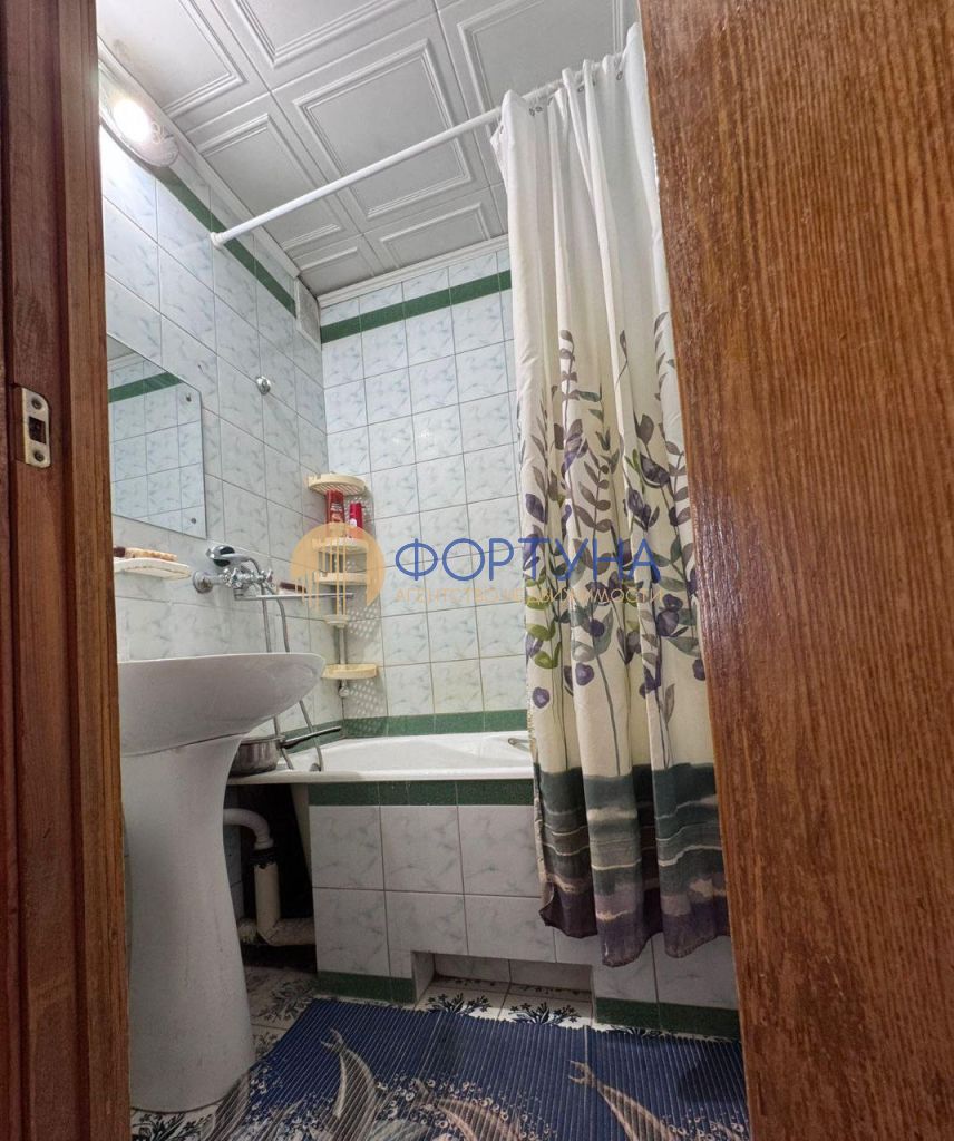 Продажа 3-комнатной квартиры, Белгород, Славы пр-кт,  6