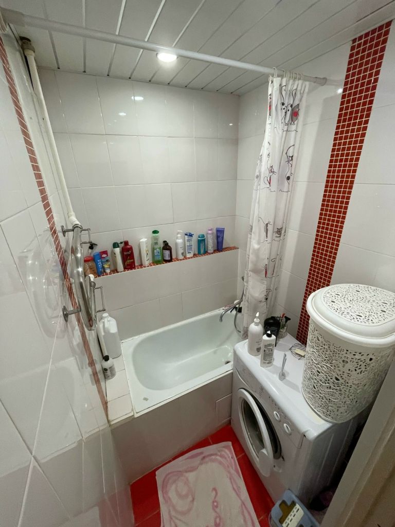 Продажа 3-комнатной квартиры, Кострома, Черноречье мкр,  37