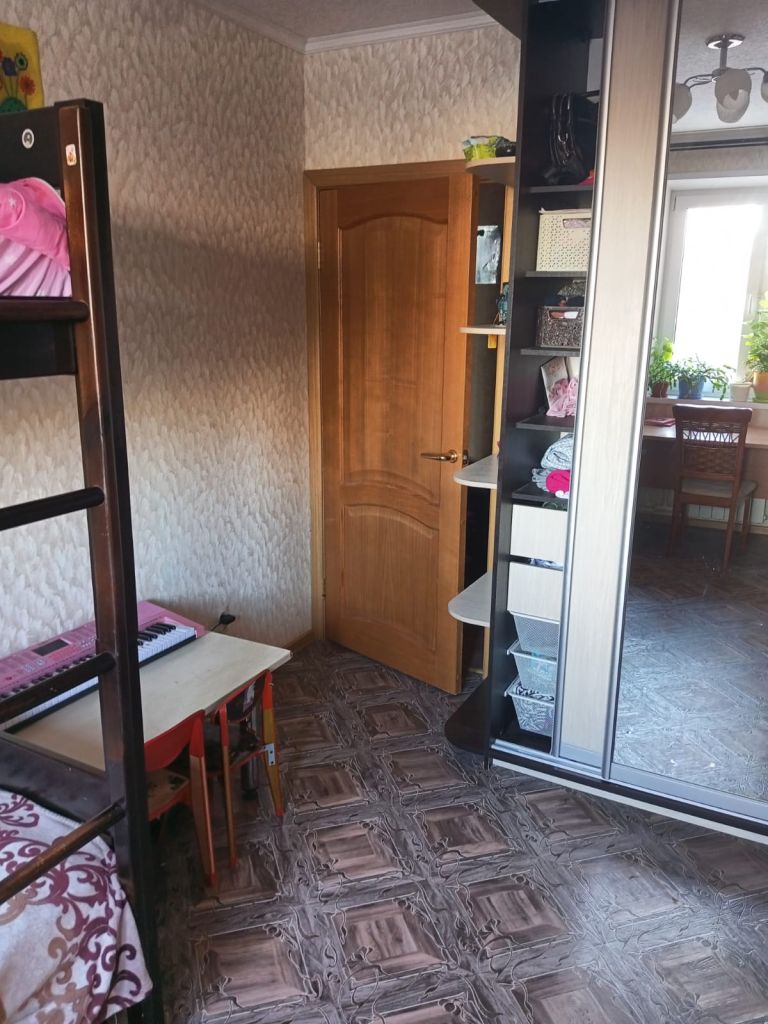 Продажа 3-комнатной квартиры, Нижний Новгород, Космическая ул,  60