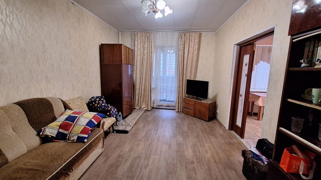 Продажа 2-комнатной квартиры, Нижний Новгород, 60-летия Октября б-р,  5а