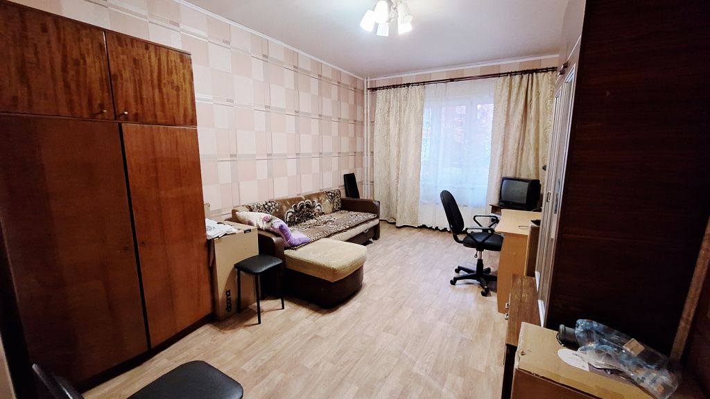 Продажа 2-комнатной квартиры, Нижний Новгород, 60-летия Октября б-р,  5а