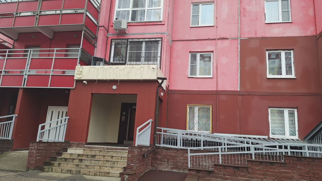 Продажа 2-комнатной квартиры, Нижний Новгород, 60-летия Октября б-р,  5а