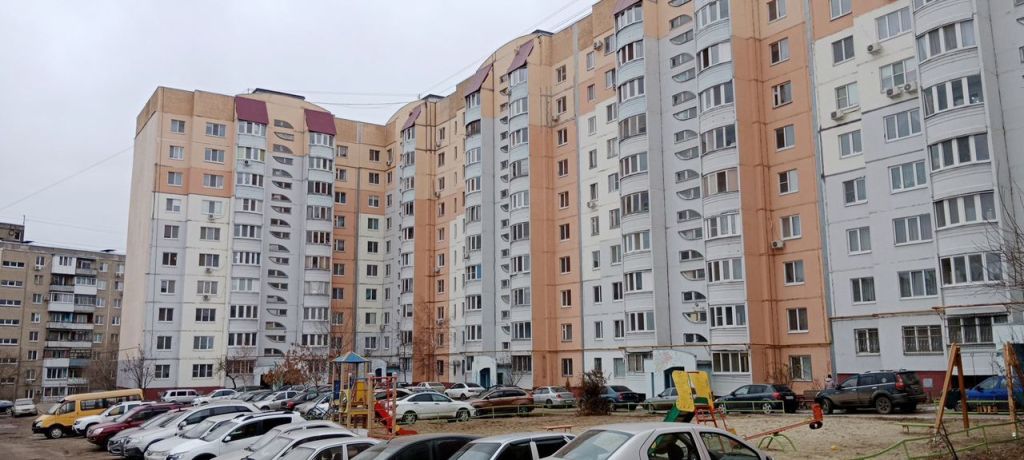 Продажа 2-комнатной квартиры, Саратов, Крекингский 5-й туп,  9/19
