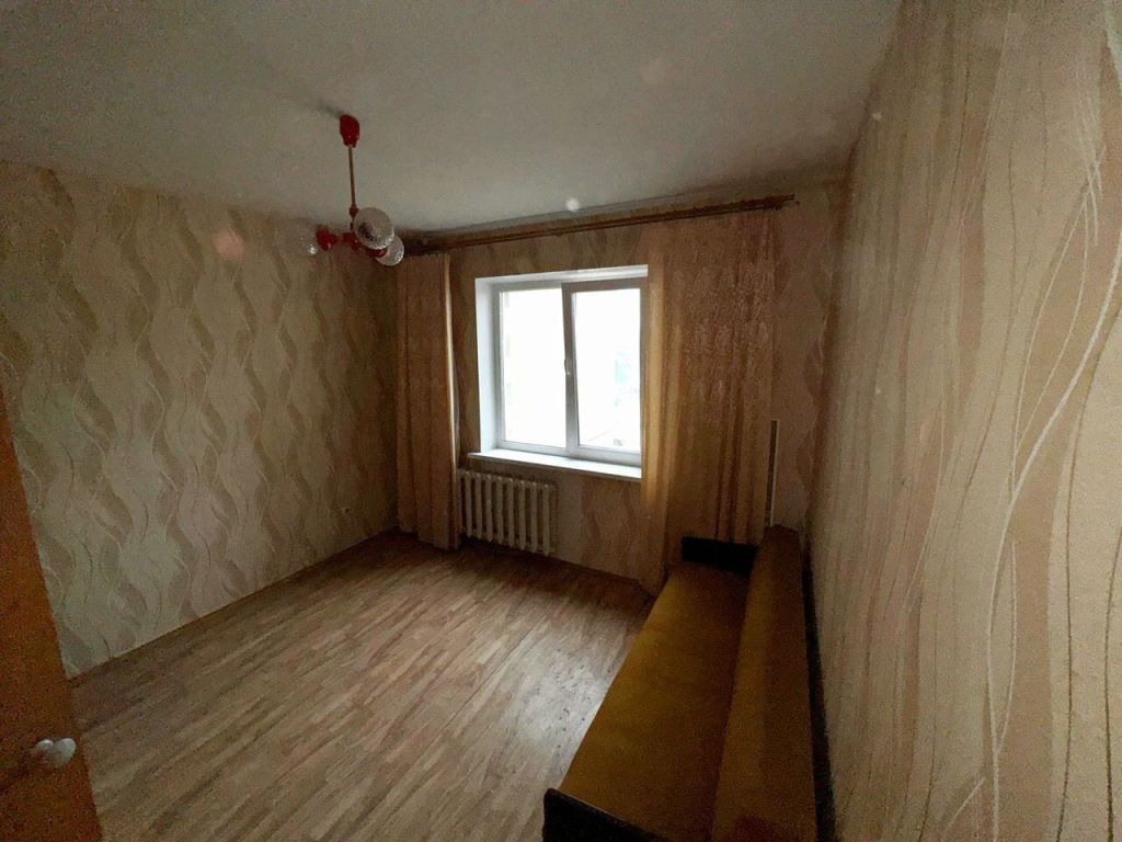 Продажа 2-комнатной квартиры, Саратов, Крекингский 5-й туп,  9/19