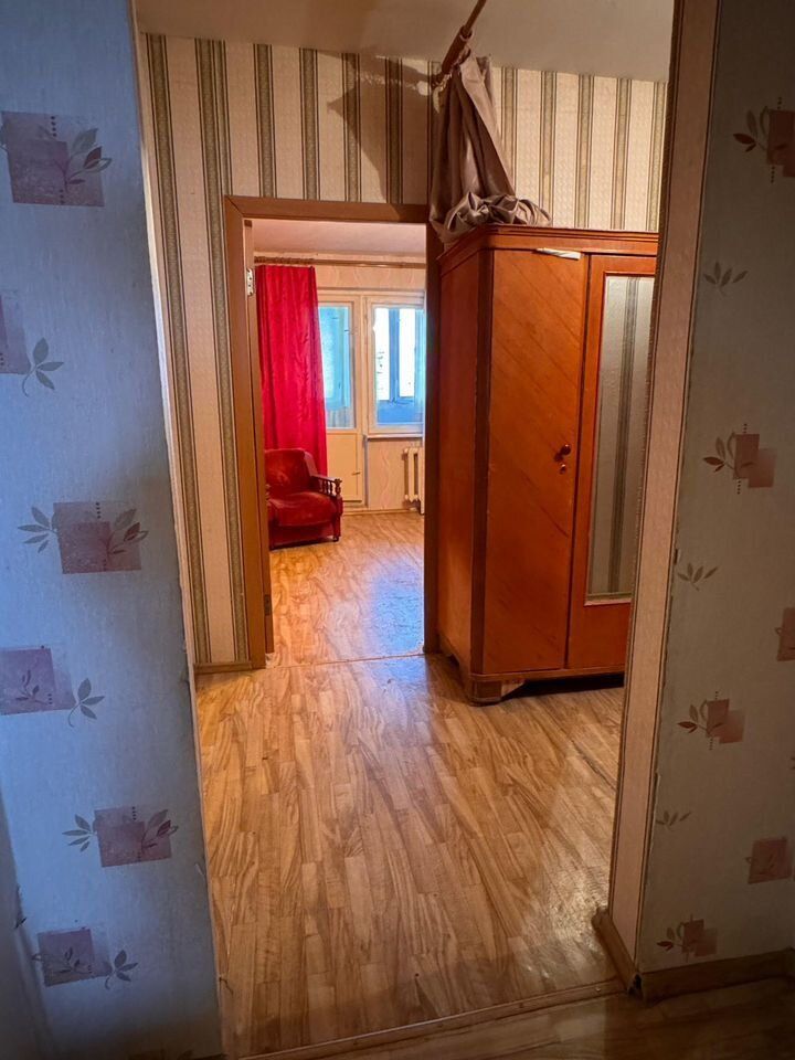 Продажа 2-комнатной квартиры, Саратов, Крекингский 5-й туп,  9/19