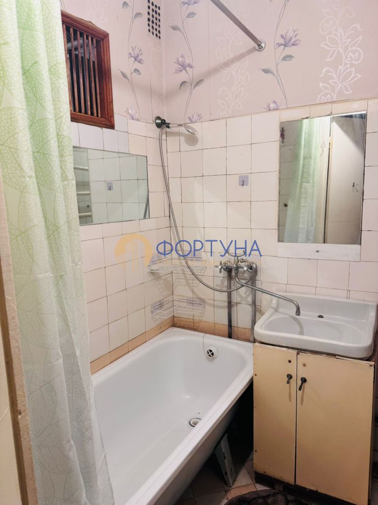 Продажа 2-комнатной квартиры, Белгород, Некрасова ул,  36