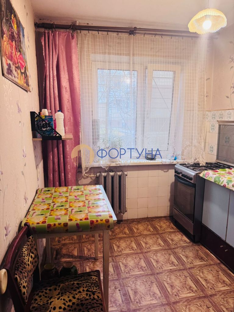 Продажа 2-комнатной квартиры, Белгород, Некрасова ул,  36