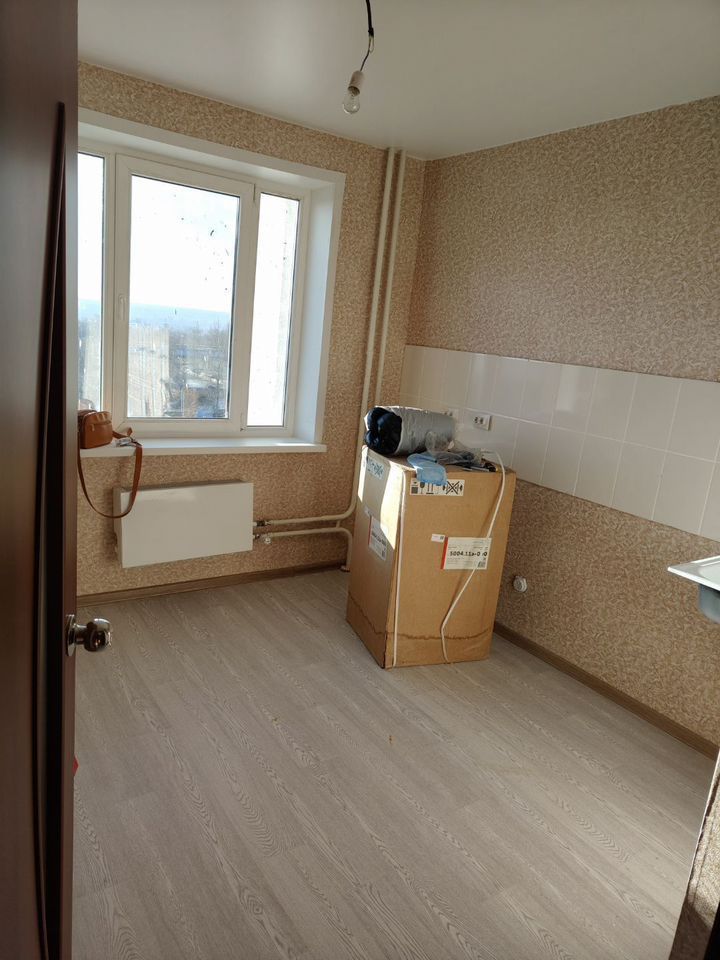 Продажа 1-комнатной квартиры, Саратов, Брянская ул,  12