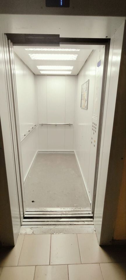 Продажа 1-комнатной квартиры, Саратов, Брянская ул,  12