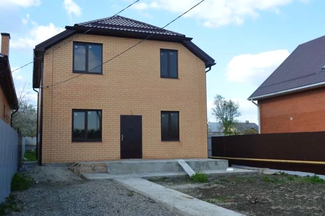 Продажа дома, 132м <sup>2</sup>, 3 сот., Ростов-на-Дону, Вятская ул