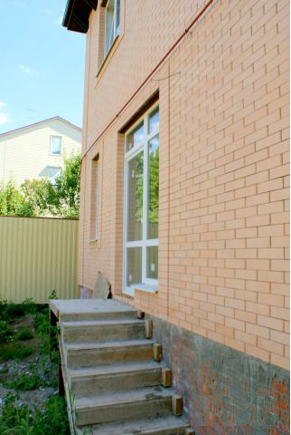 Продажа дома, 140м <sup>2</sup>, 3 сот., Ростов-на-Дону, Днепровский пер