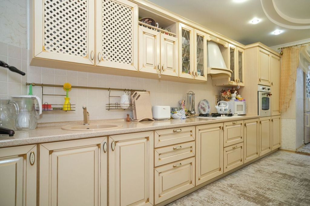 Продажа 3-комнатной квартиры, Саратов, Орджоникидзе ул,  13/2