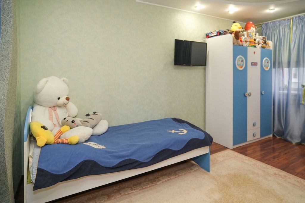 Продажа 3-комнатной квартиры, Саратов, Орджоникидзе ул,  13/2