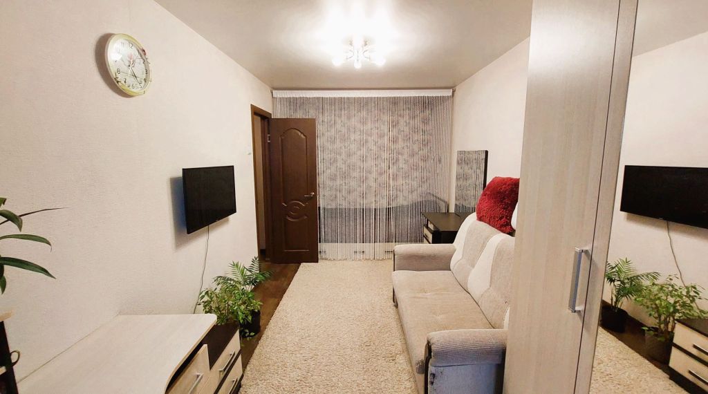 Продажа 2-комнатной квартиры, Кстово, Космонавтов ул,  7а