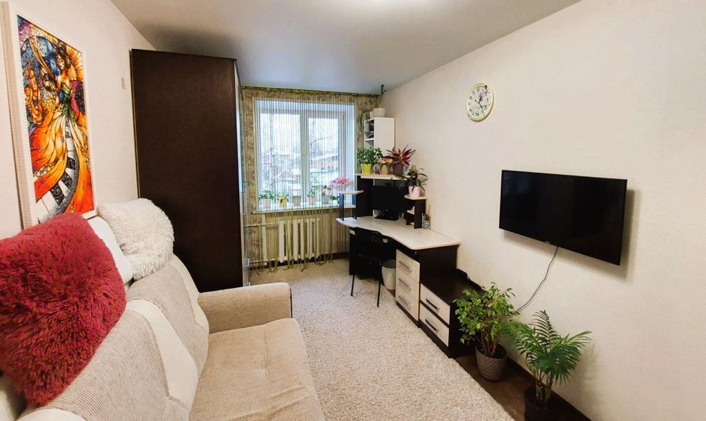 Продажа 2-комнатной квартиры, Кстово, Космонавтов ул,  7а