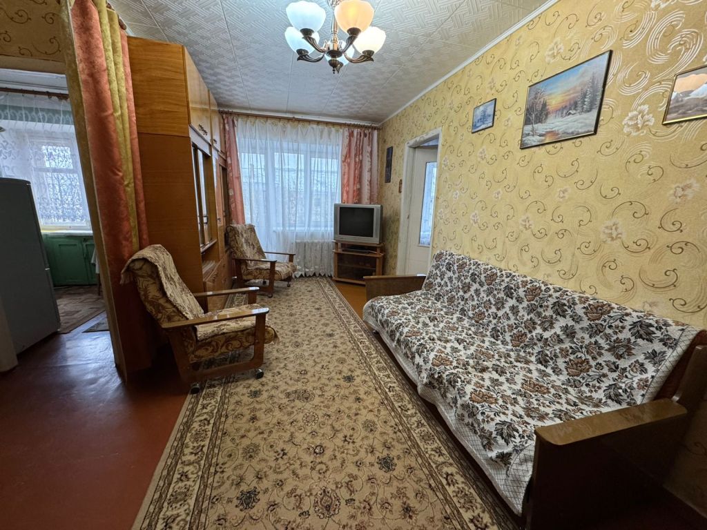 Продажа 3-комнатной квартиры, Шуя, Ленина пл,  6