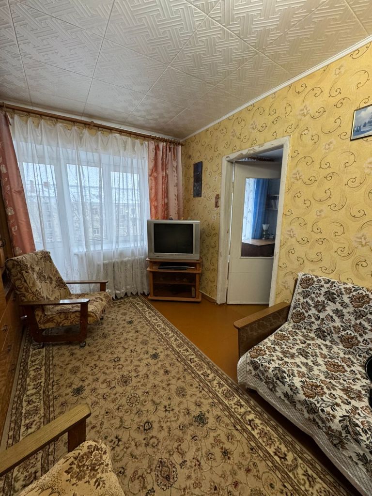 Продажа 3-комнатной квартиры, Шуя, Ленина пл,  6