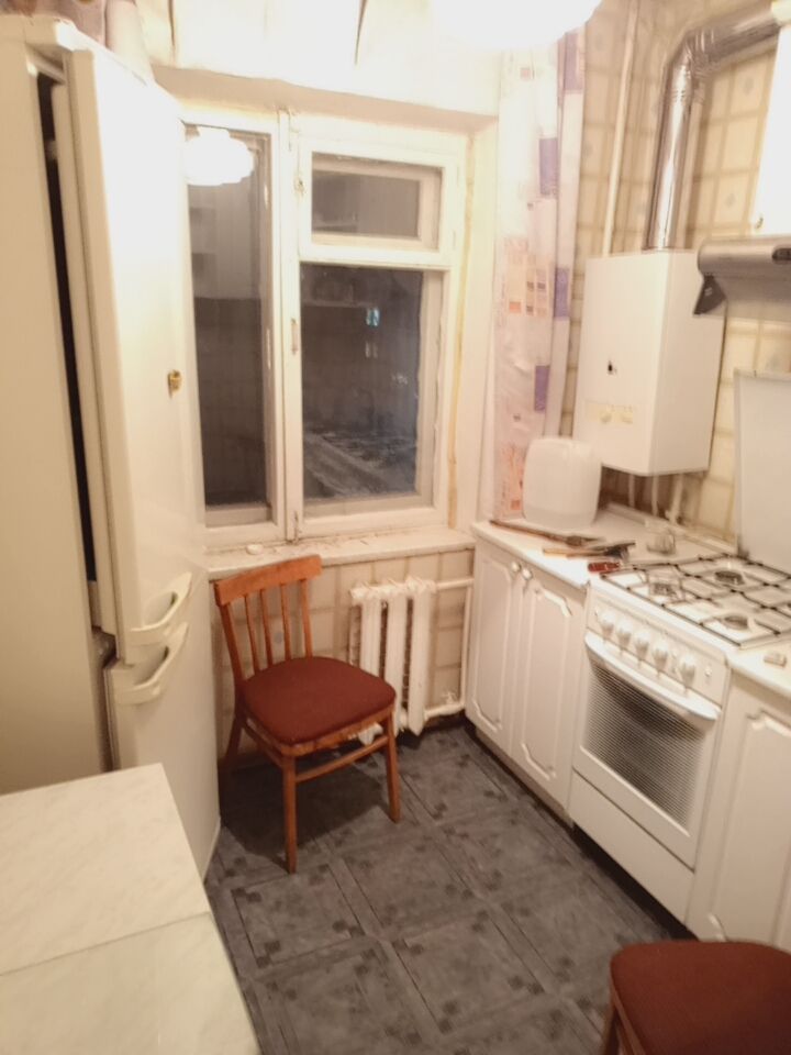 Продажа 3-комнатной квартиры, Новомосковск, Парковая ул,  8