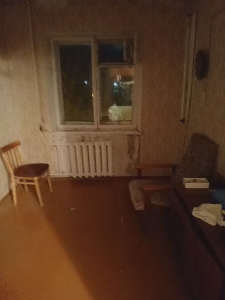 Продажа 3-комнатной квартиры, Новомосковск, Парковая ул,  8