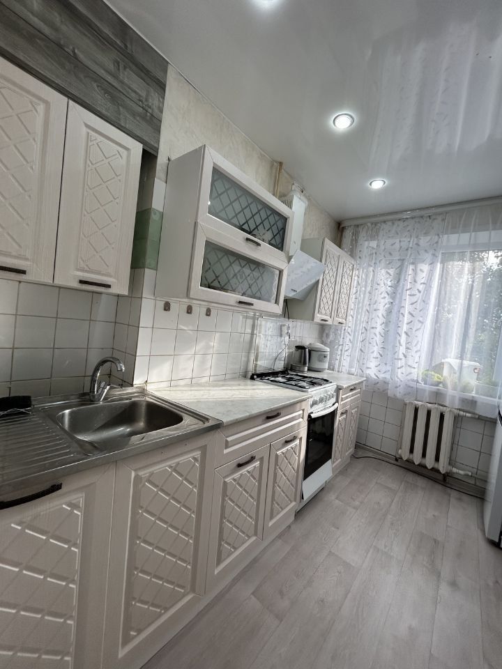 Продажа 2-комнатной квартиры, Саратов, Строителей пр-кт,  6А