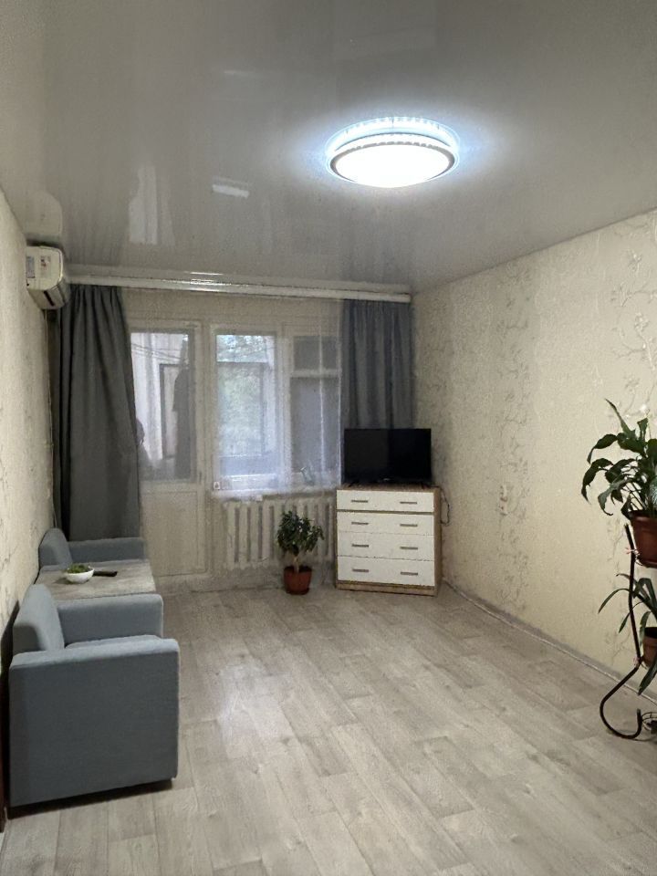 Продажа 2-комнатной квартиры, Саратов, Строителей пр-кт,  6А