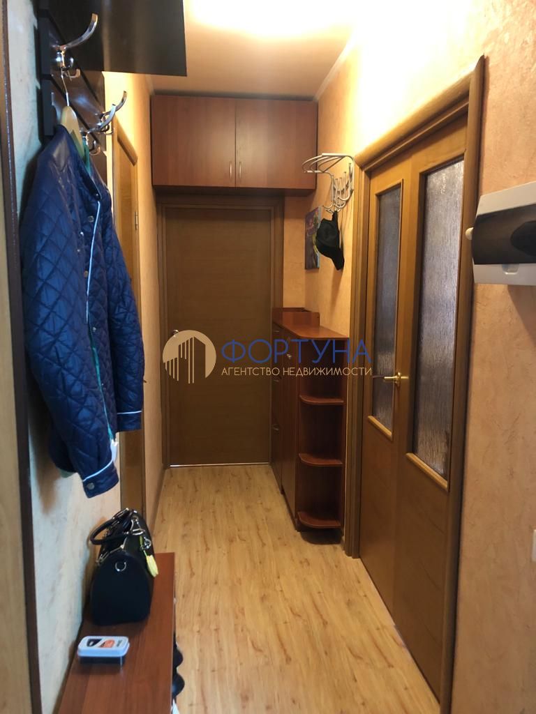 Продажа 1-комнатной квартиры, Белгород, Белгородского Полка ул,  62