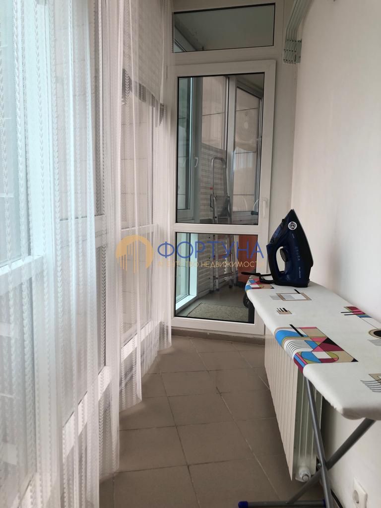 Продажа 1-комнатной квартиры, Белгород, Белгородского Полка ул,  62