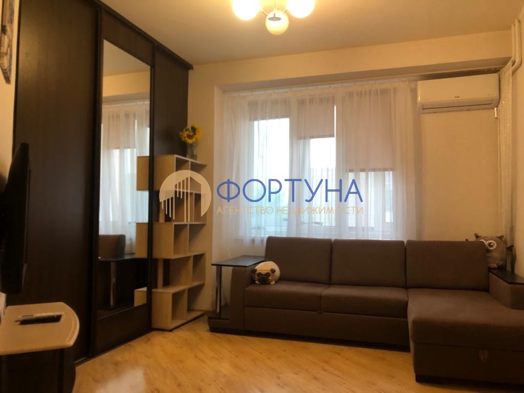 Продажа 1-комнатной квартиры, Белгород, Белгородского Полка ул,  62