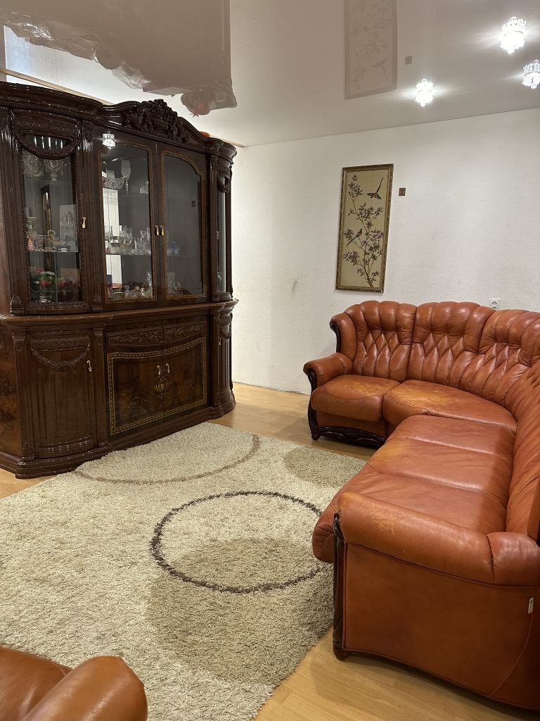 Продажа 3-комнатной квартиры, Нижний Новгород, Гагарина пр-кт,  109