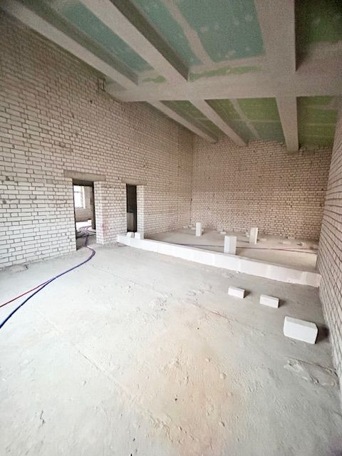 Продажа 3-комнатной квартиры, Тверь, Симеоновская ул,  71