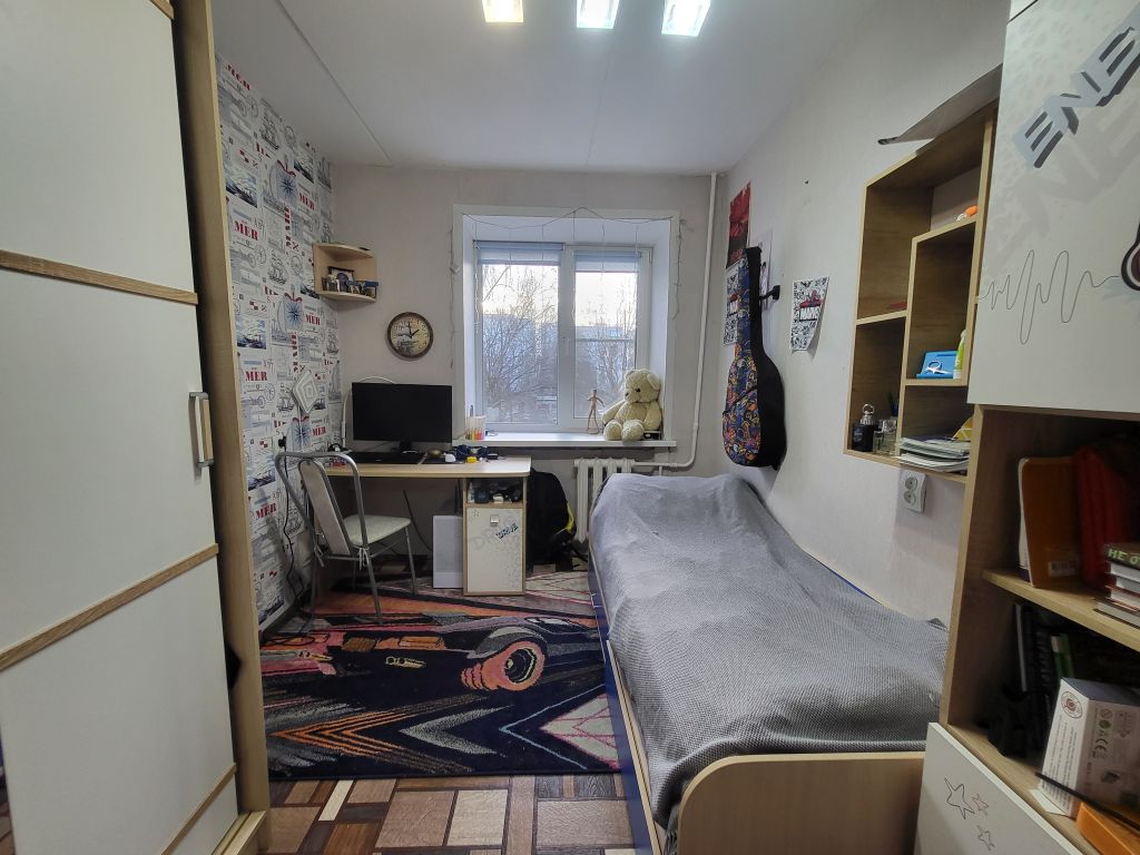 Продажа 4-комнатной квартиры, Кострома, Голубкова ул,  23