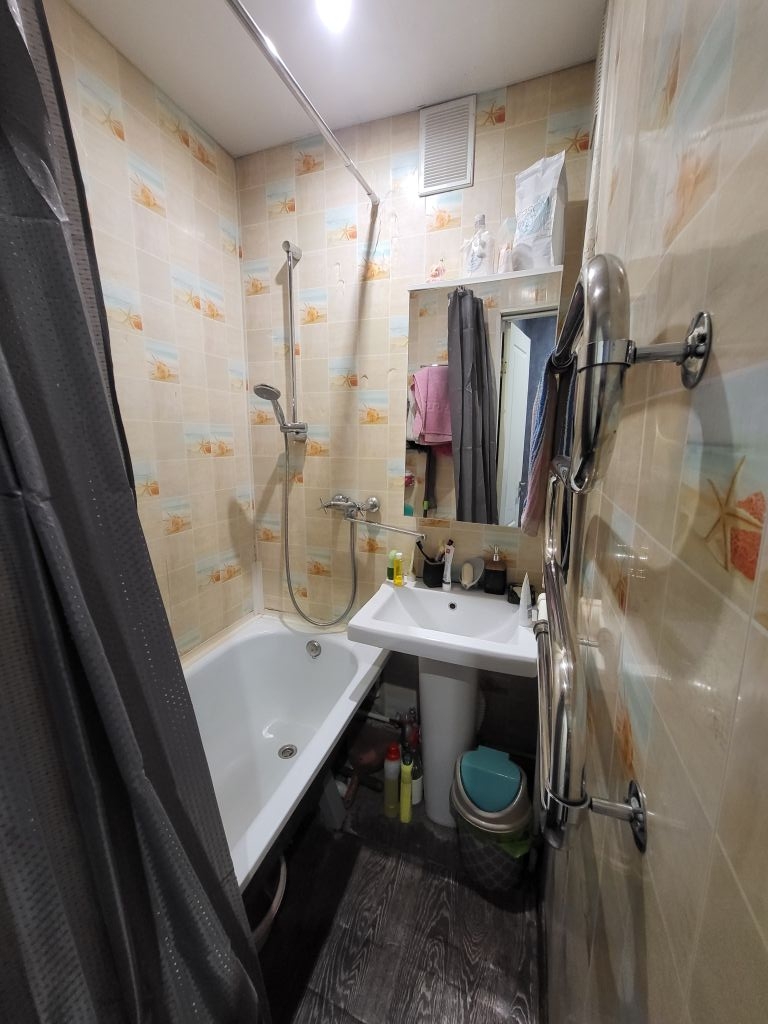 Продажа 4-комнатной квартиры, Кострома, Голубкова ул,  23