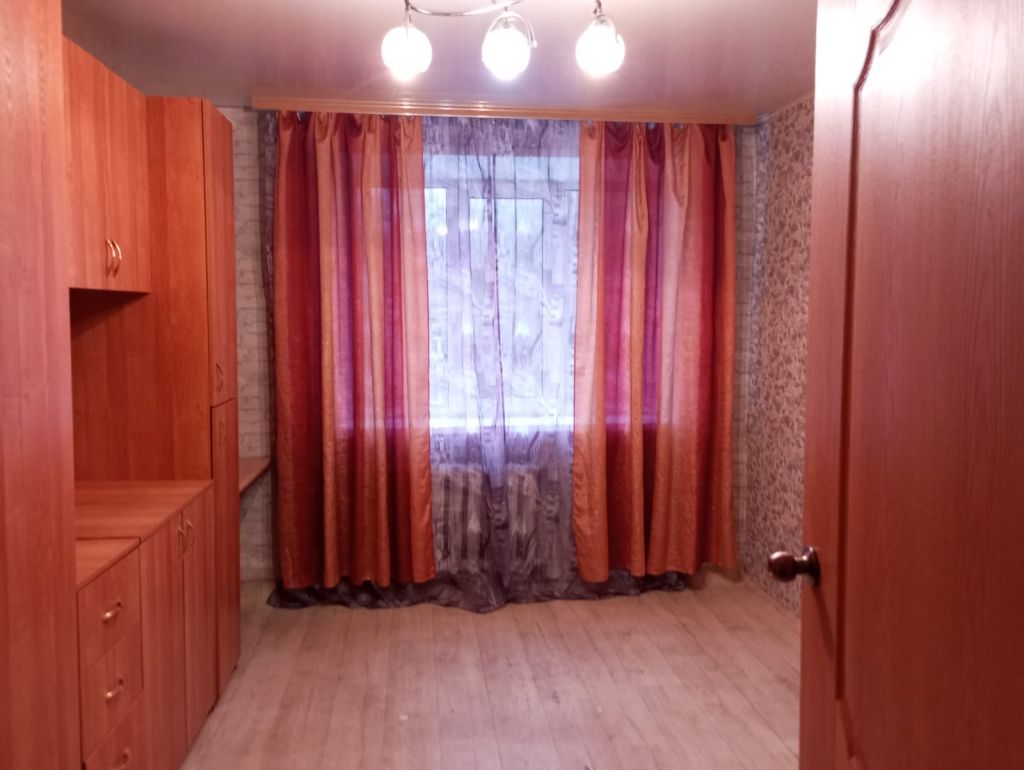 Продажа комнаты, 12м <sup>2</sup>, Смоленск, Маршала Соколовского ул,  12