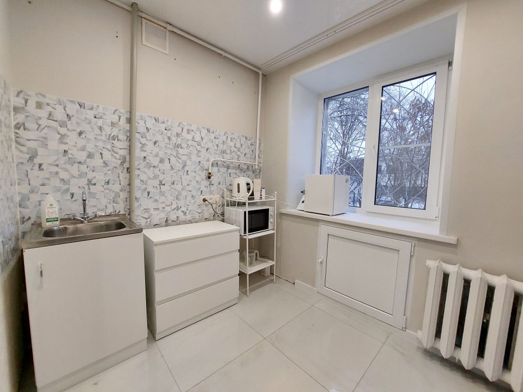 Продажа 2-комнатной квартиры, Дзержинск, Петрищева ул,  17