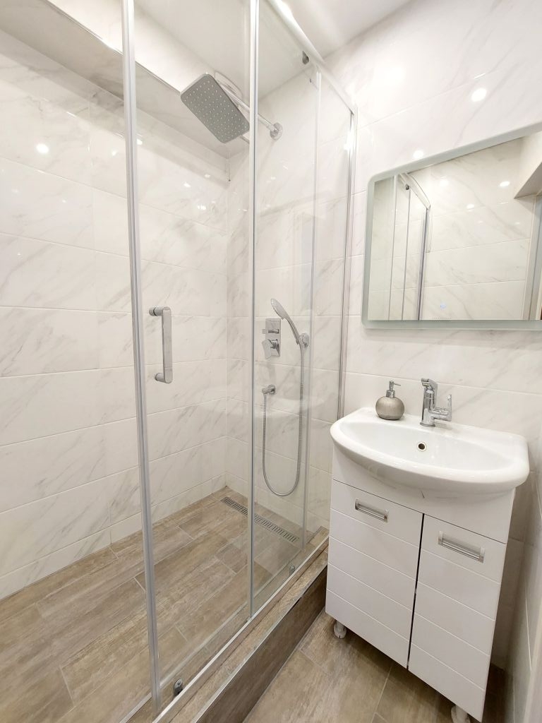 Продажа 2-комнатной квартиры, Дзержинск, Петрищева ул,  17