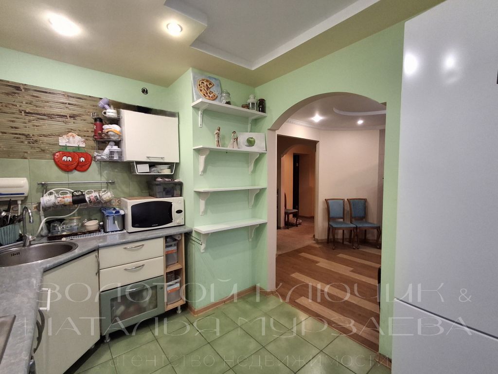 Продажа 5-комнатной квартиры, Нижний Новгород, Маршала Казакова ул,  6а