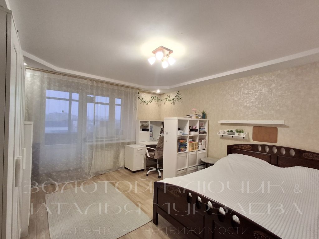 Продажа 5-комнатной квартиры, Нижний Новгород, Маршала Казакова ул,  6а