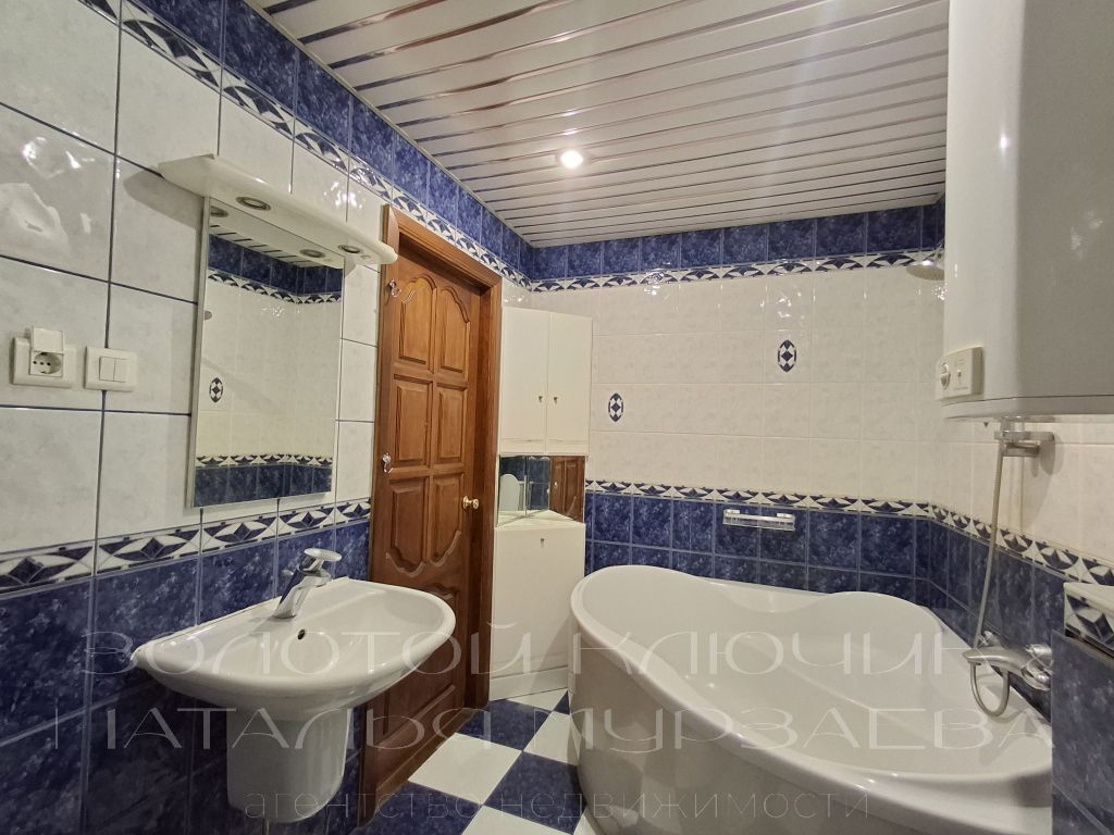 Продажа 5-комнатной квартиры, Нижний Новгород, Маршала Казакова ул,  6а