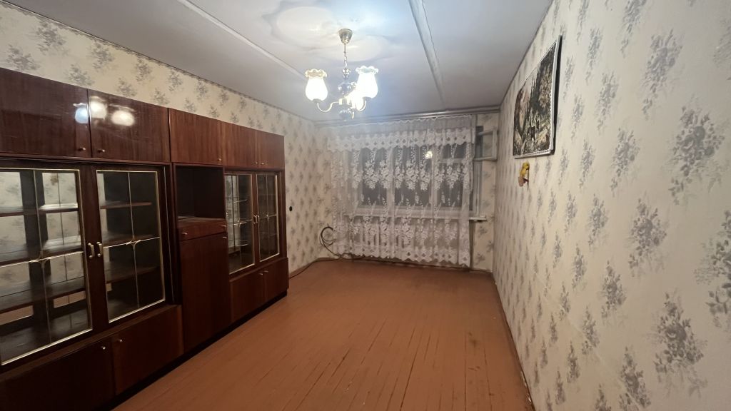 Продажа 3-комнатной квартиры, Балахна, Чапаева ул,  7