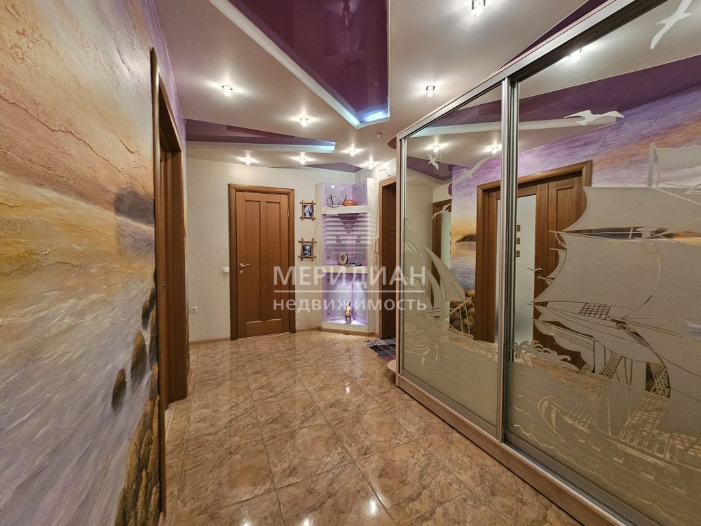 Продажа 2-комнатной квартиры, Бор, Луначарского ул,  204а