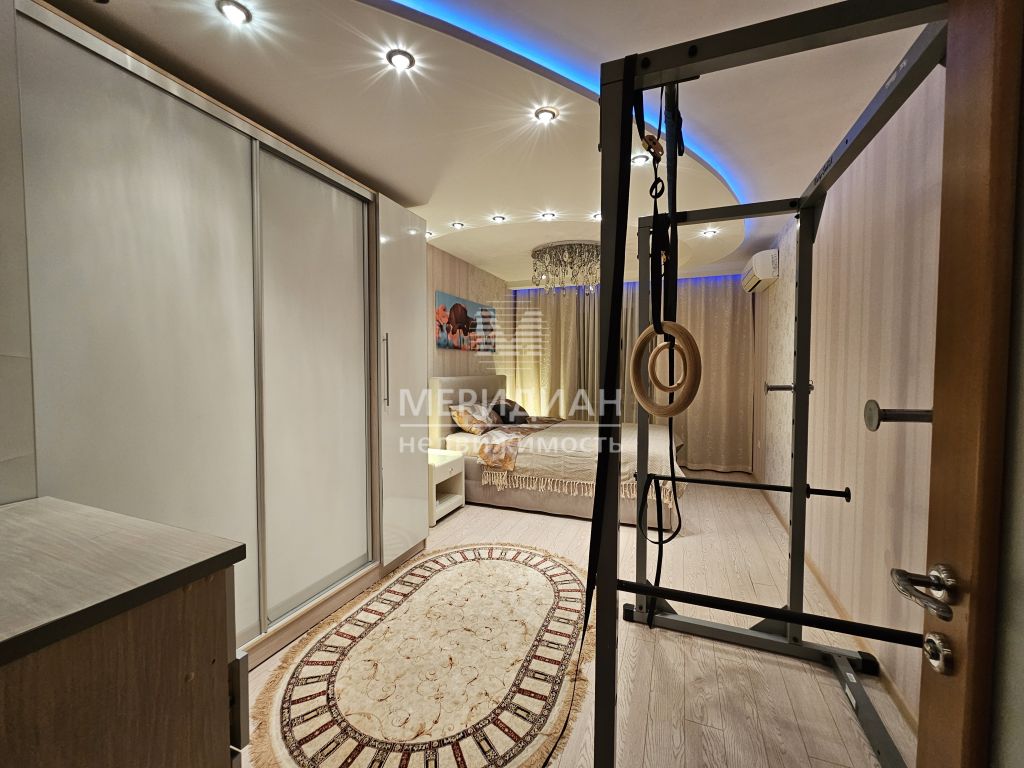 Продажа 2-комнатной квартиры, Бор, Луначарского ул,  204а