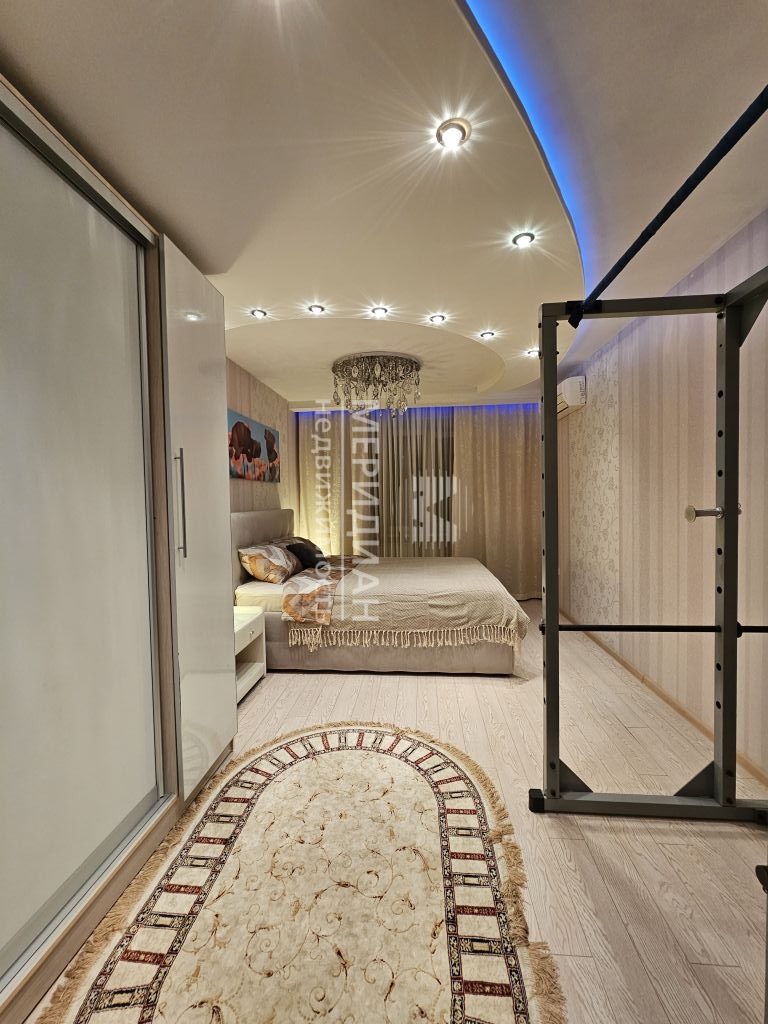 Продажа 2-комнатной квартиры, Бор, Луначарского ул,  204а